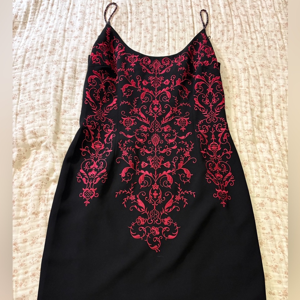Black and Red Embroidered Slip Dress Maggy London size 10
